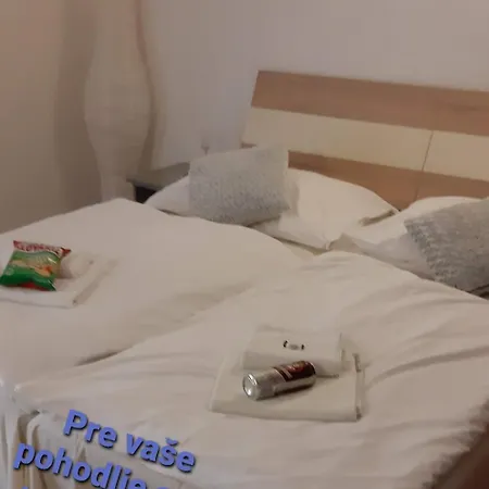 Na Sukromi Kika Santovka